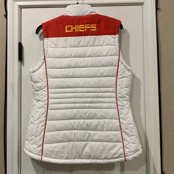 NFL Kansas City Chiefs women’s puffer vest - Picture 2 of 10